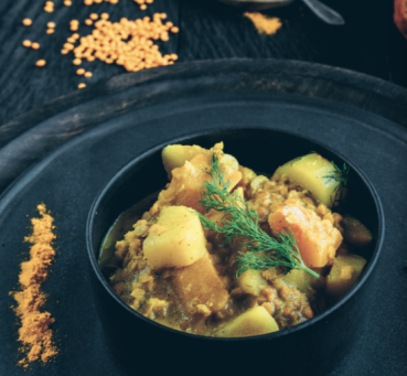Kürbis-Linsen-Eintopf mit Bio Lemongrass Curry Bio Gemüse Bouillon