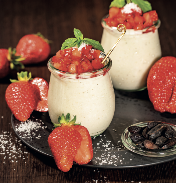 Kokos-Joghurtcreme mit Erdbeeren mit Tonkabohnen - Würz dir den ...